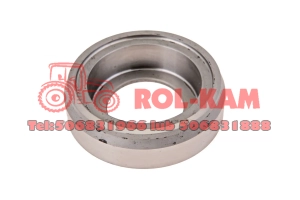 POKRYWA USZCZELNIAJĄCA WAŁKA MASSEY FERGUSON 3384499M2