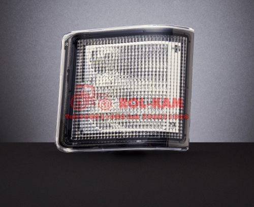 lampa-robocza-narozna-led-30w-do-john-deere-tt-13519p-przod-prost.jpg.jpg
