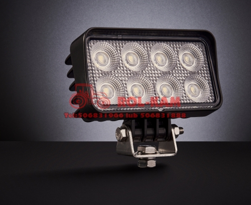 tt-13306-lampa-robocza-led-prostokatna-uchwyt-montazowy.jpg.jpg