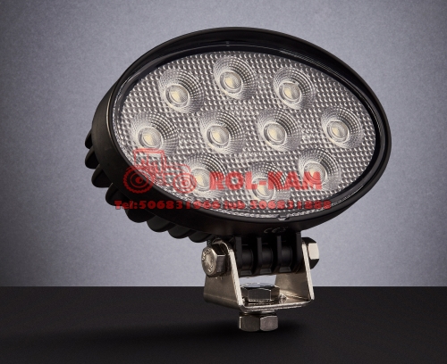 tt-13321-lampa-robocza-40led-40w-rozproszona-owalna-przod-skos-lewy.jpg.jpg